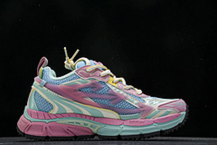 of be right back sneakers ob11