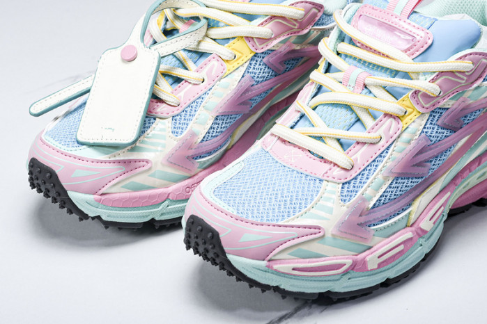 of be right back sneakers ob11