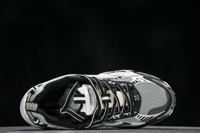 of be right back sneakers ob8