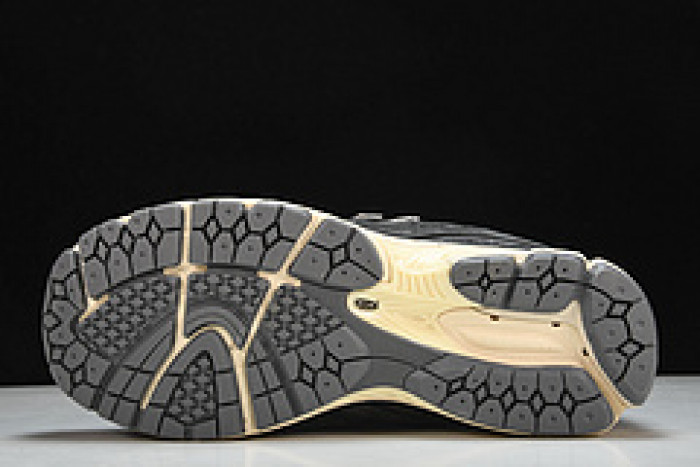 new balance 2002r black dark grey m2002rho