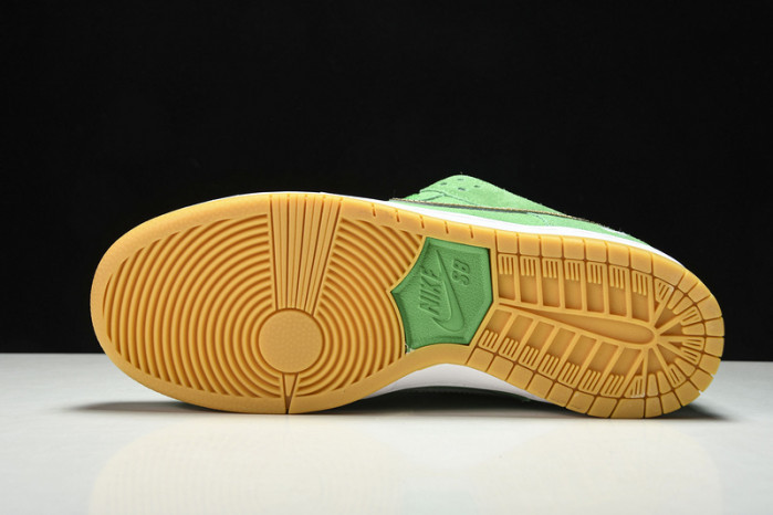 nike sb dunk “st. patrick’s day bq6817 303