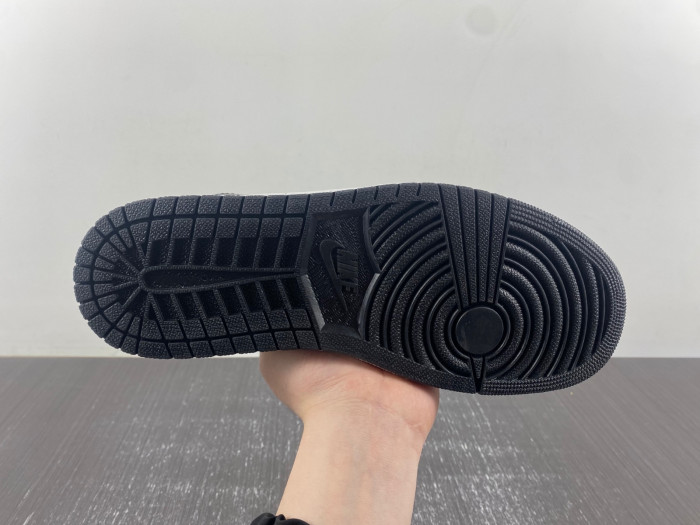 of travis scott x air jordan 1 ow dm7866-188